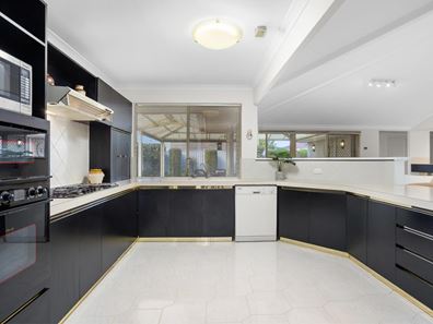 31 Johanson Promenade, Murdoch WA 6150