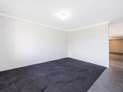 21 Leghorn Road, Orelia WA 6167