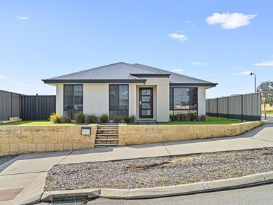 3 Wakefield Glade, Lakelands WA 6180