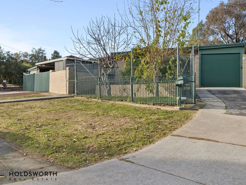 1 Hereford Place, Spearwood WA 6163
