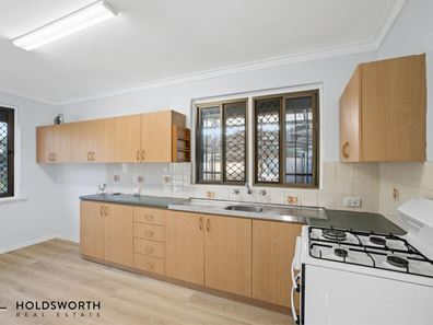 1 Hereford Place, Spearwood WA 6163