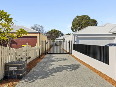246B Weaponess  Road, Wembley Downs WA 6019