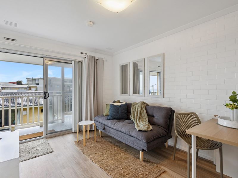 12/31 West Coast Drive, Watermans Bay
