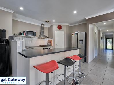 13 Observatory Avenue, Aubin Grove WA 6164