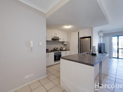 16/5 Eastleigh Loop, Currambine WA 6028