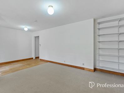 12/3 Derrington Crescent, Balga WA 6061