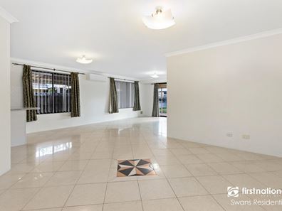 10 Mustang Drive, Henley Brook WA 6055