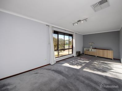 16 Chancery Lane, Alexander Heights WA 6064