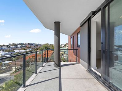 303/19 Reserve Street, Scarborough WA 6019