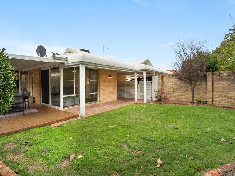 6A Hope Avenue, Manning WA 6152