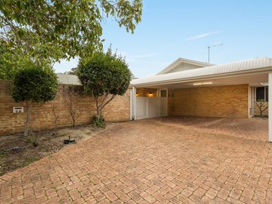 6A Hope Avenue, Manning WA 6152
