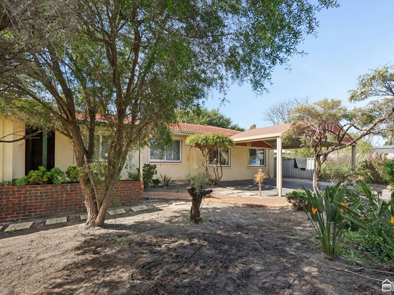 14 Bunney Road, Kelmscott WA 6111