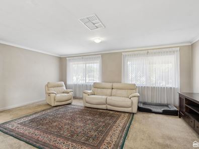 14 Bunney Road, Kelmscott WA 6111