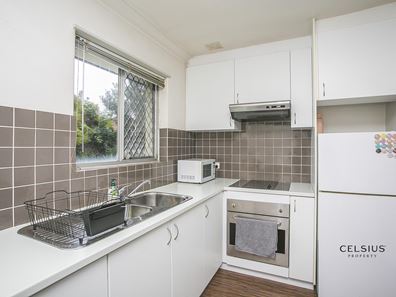 15/39 Scarborough Bch Rd, Scarborough WA 6019