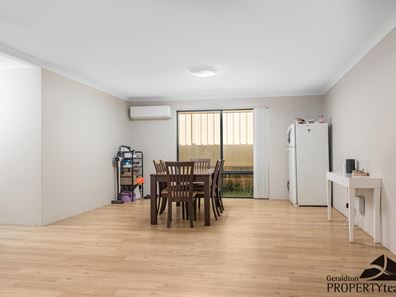 4 Wildwave Bend, Wandina WA 6530