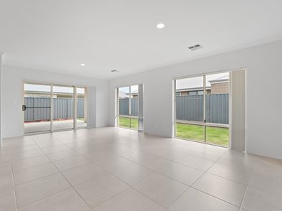 4 Bennetts Way, Baldivis WA 6171