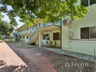 4/296 Scarborough Beach Road, Doubleview WA 6018