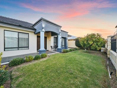 22 Malachite Avenue, Southern River WA 6110