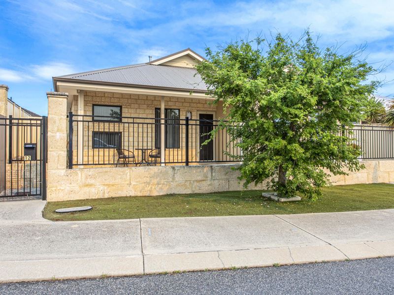 12 Cheney  Loop, Secret Harbour