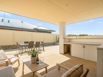11 Quairading Rise, Dawesville WA 6211