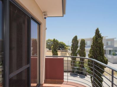 17 Maroubra Vista, Hillarys WA 6025