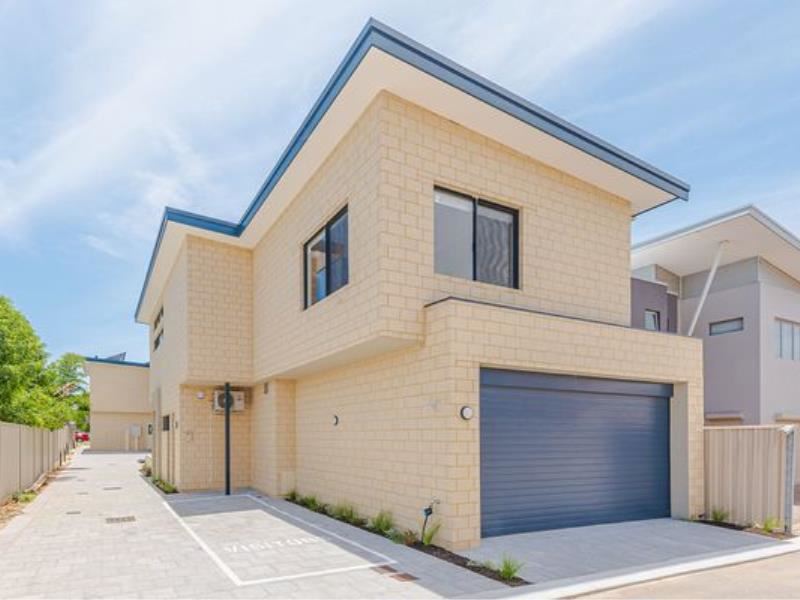 2/11 Morrison Street, Maylands WA 6051
