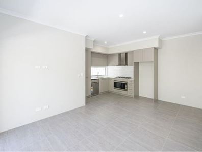 2/11 Morrison Street, Maylands WA 6051