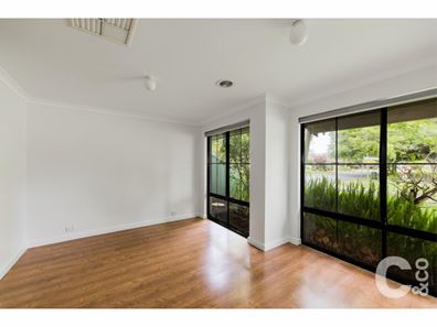 24 Kennack Vista, Atwell WA 6164