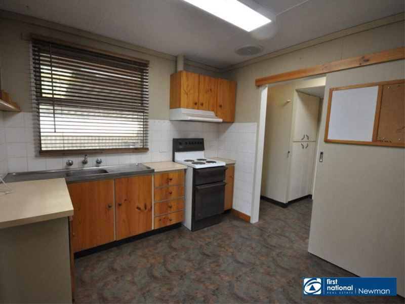 25 Boorthanna Crescent, Newman WA 6753