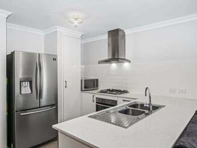 54 Allatoona Avenue, Golden Bay WA 6174