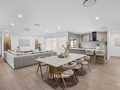 35 Hazelgrove Crescent, Millbridge WA 6232