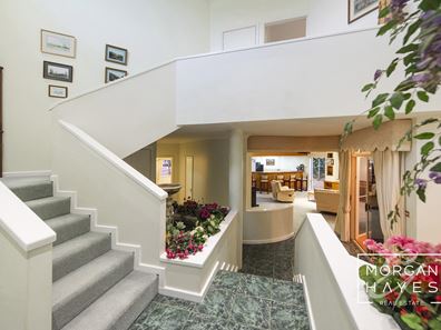 209 Riverton Drive, Shelley WA 6148