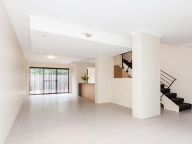 41/1 Mariners Cove Drive, Dudley Park WA 6210
