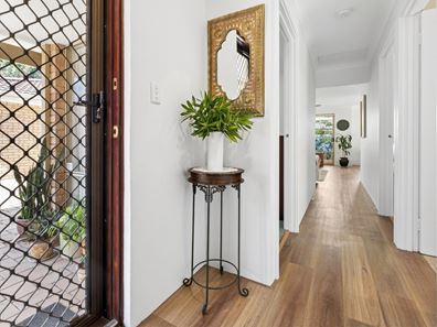1/5 Shann Grove, Kardinya WA 6163