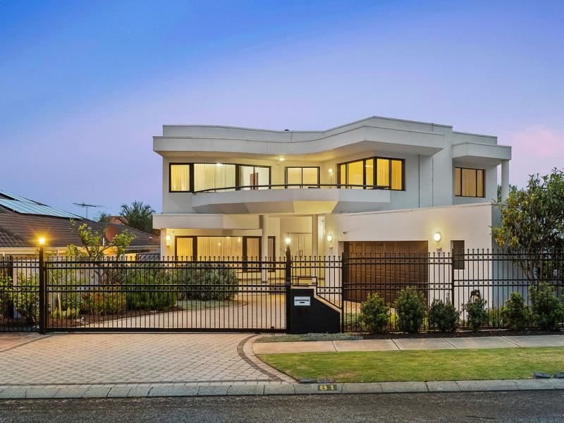 81 Chessell Drive, Duncraig