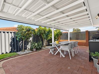 3/32 Scalby Street, Scarborough WA 6019