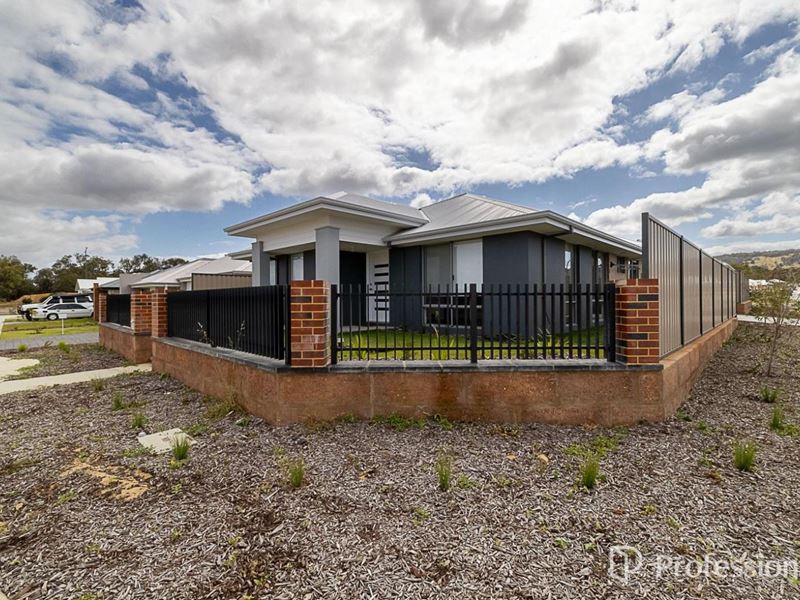 18 Stumpage Road, Whitby WA 6123