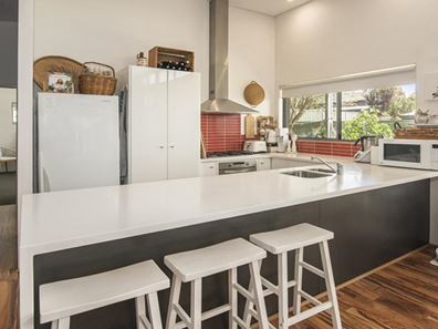 11 Sandalwood Drive, Margaret River WA 6285