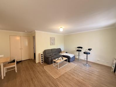 34/11 Elvire St, Viveash WA 6056