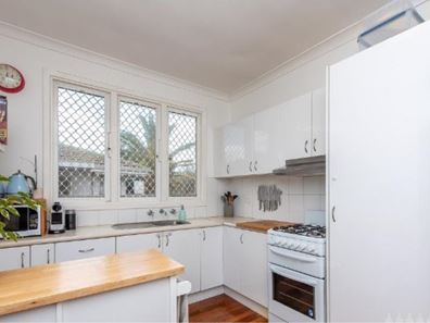 67 Sturtridge Road, Lockridge WA 6054