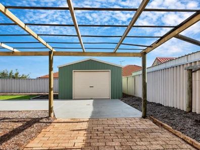 74 Endeavour Drive, Port Kennedy WA 6172