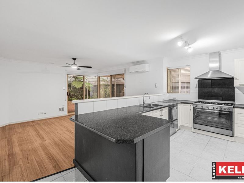 90 Tibradden Circle, Ascot
