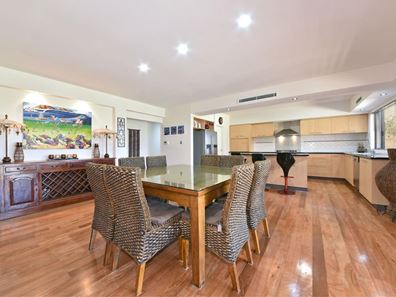 20 Baton Rouge Drive, Mindarie WA 6030