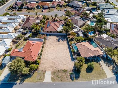 28 Moreton Cresent, Warnbro WA 6169