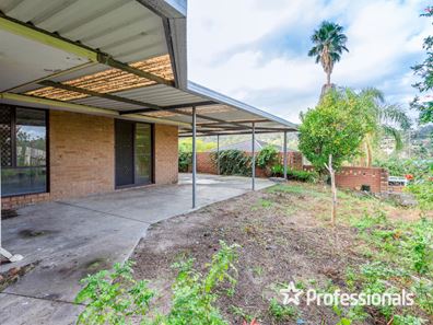 8 Angorra Road, Mount Nasura WA 6112