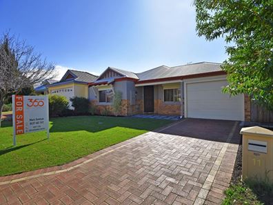 11 Karbar Pass, Ellenbrook WA 6069