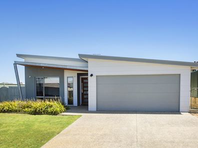 16 Tamarix Crescent, Margaret River WA 6285