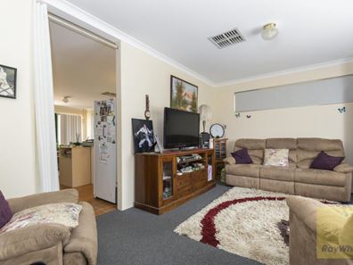 4 Buffett Ramble, Quinns Rocks WA 6030