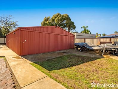 12 Athena Court, Cooloongup WA 6168