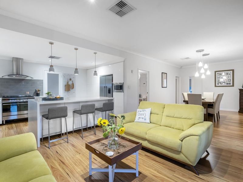 37 Staunton Vale, Carramar